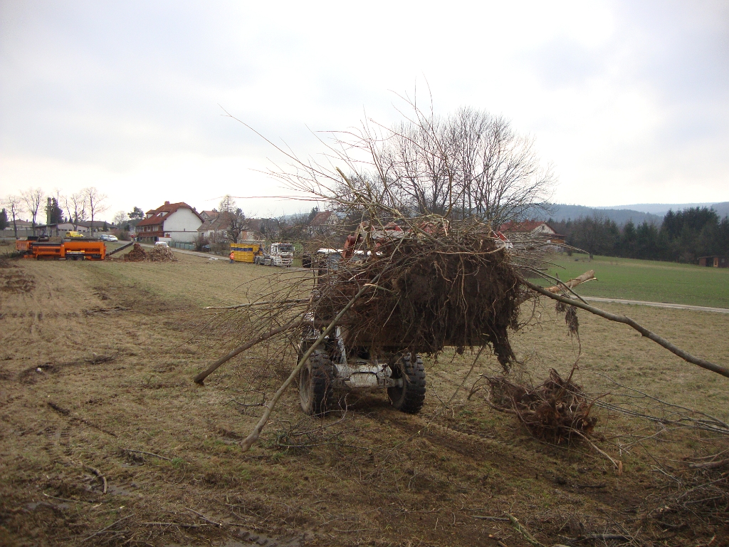 Sportplatz Aubach Hechseln u. Schredern. 065